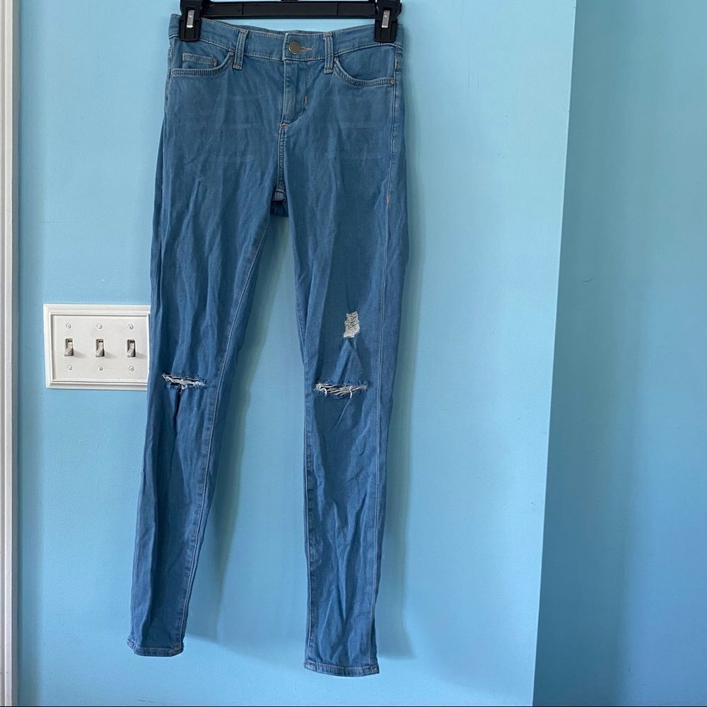 Topshop skinny blue jean with rips